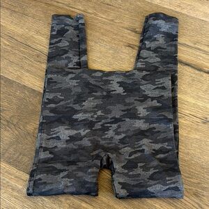 SPANX black gray camo leggings